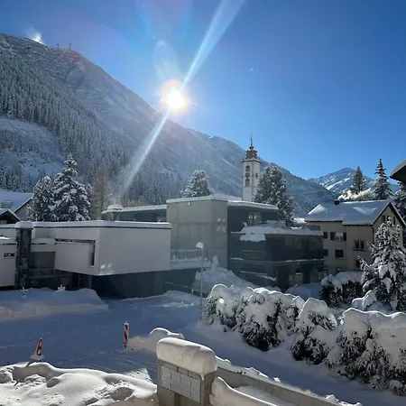 Mondholz Ferienwohnung Andermatt Exterior photo