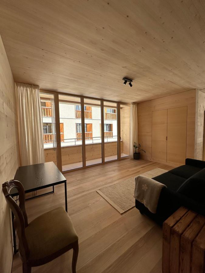 Mondholz Apartment