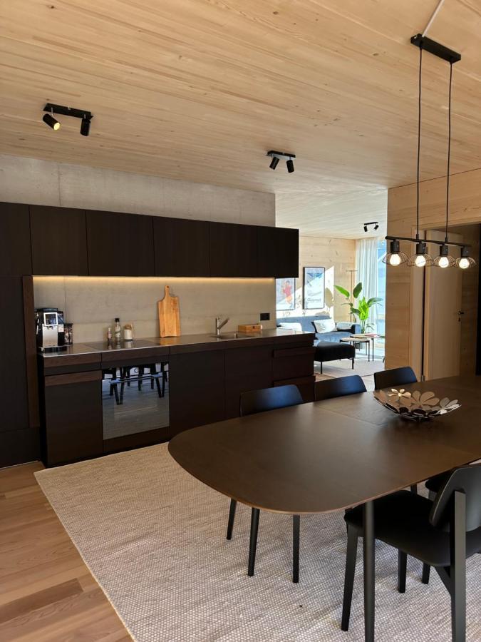 Mondholz Apartment